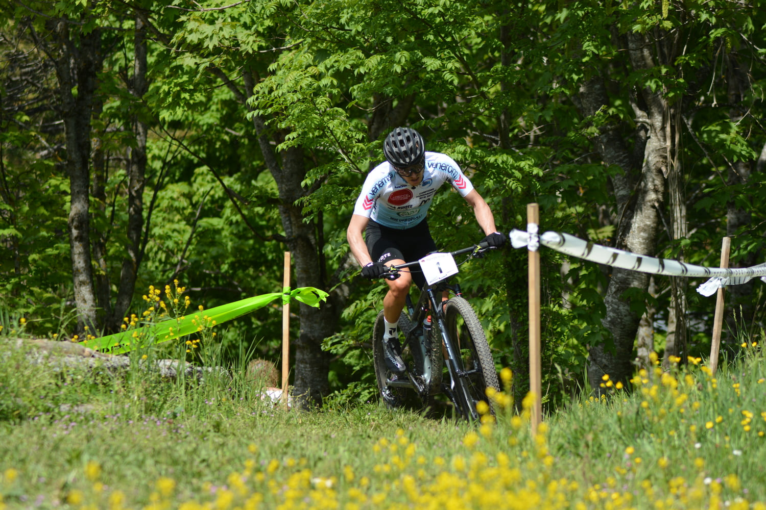Marco Francioni fa tris al Caveja Bike Cup: grande festa a Villagrande XC Race